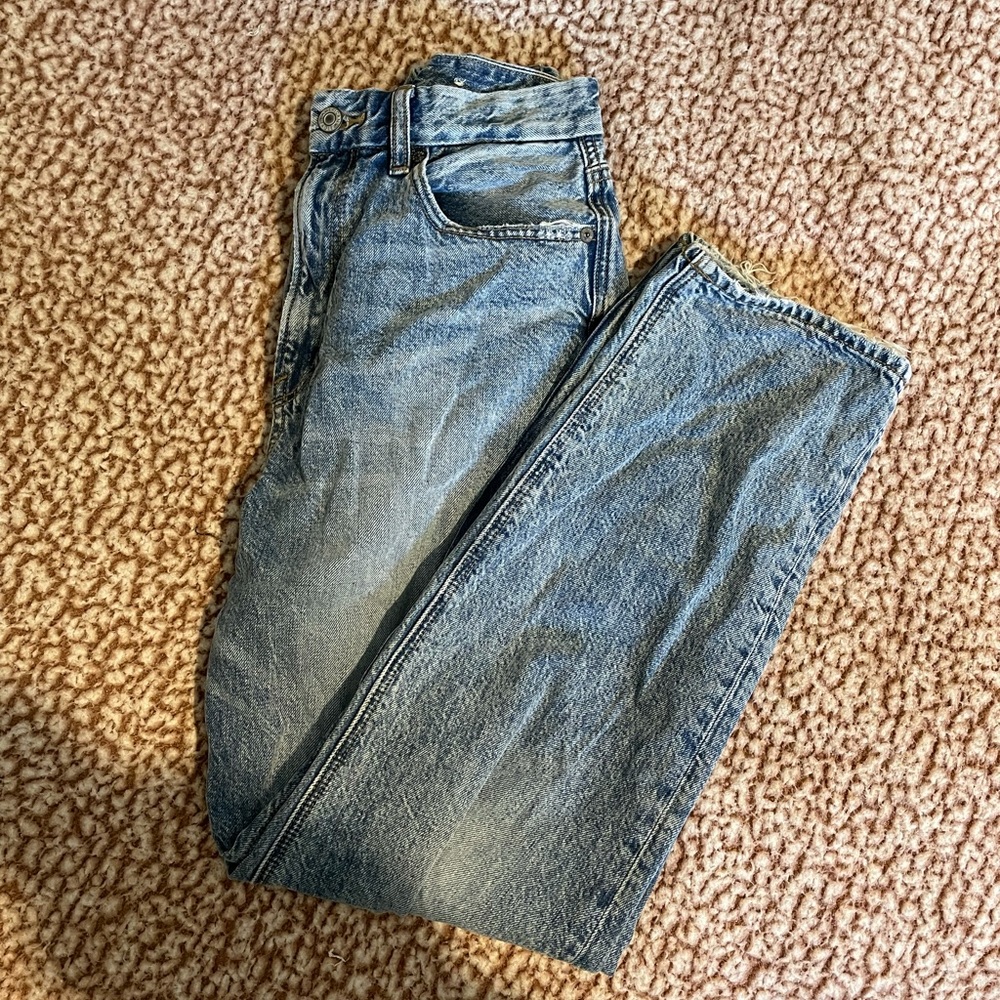 American eagle mom jeans